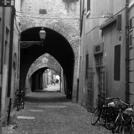 Appartamento Dietro Le Volte Ferrara